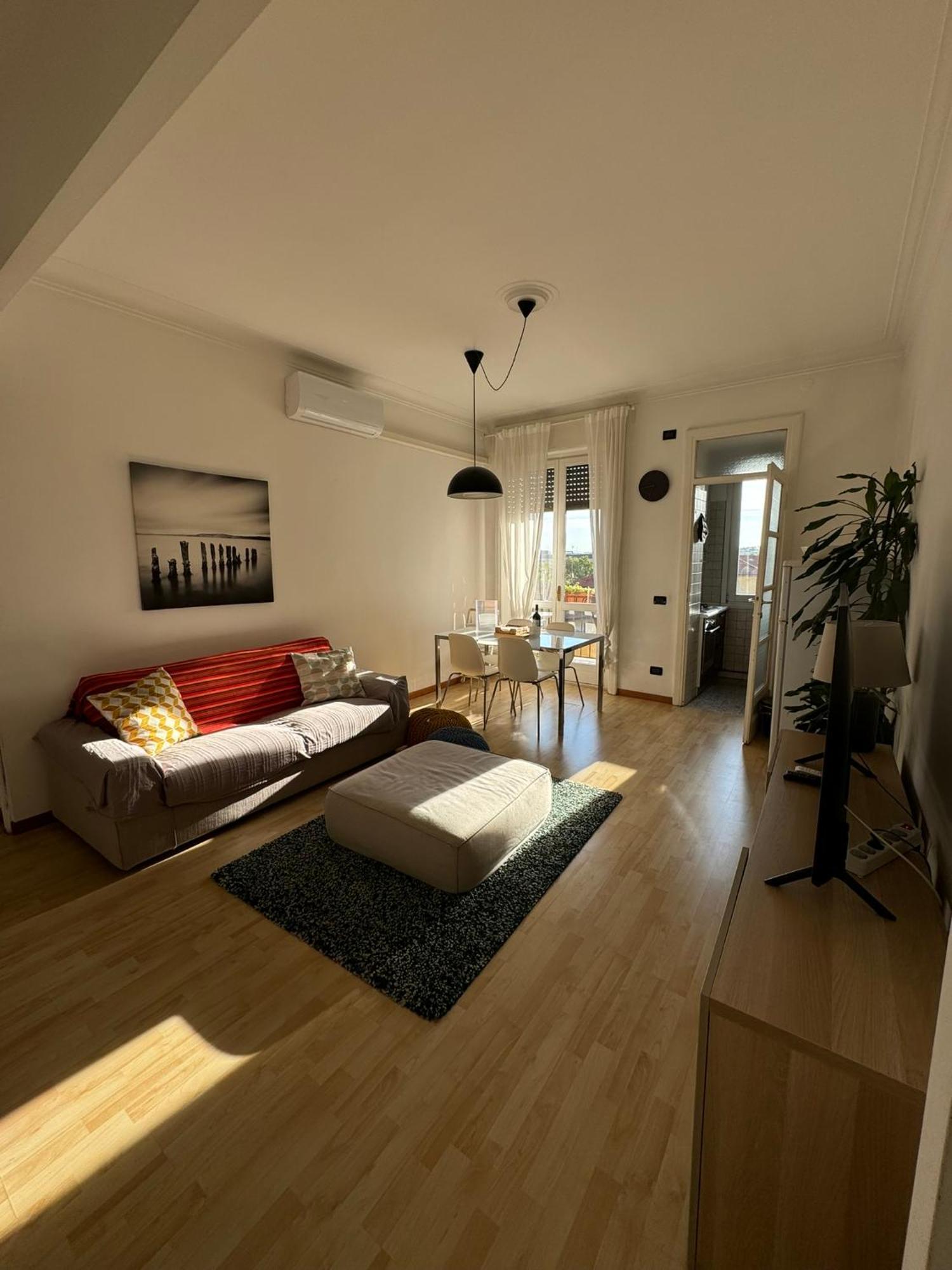 Trilocale Con Due Balconi A Isola Porta Nuova Apartment Milan Exterior photo